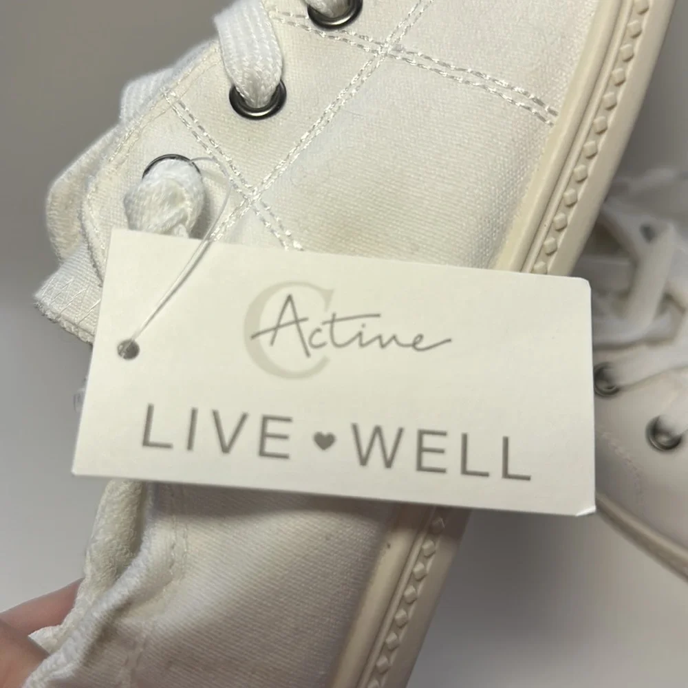 Active‎ Live Well Womens White Canvas Slip On Scrunch Heel Sneakers Size 10 NEW